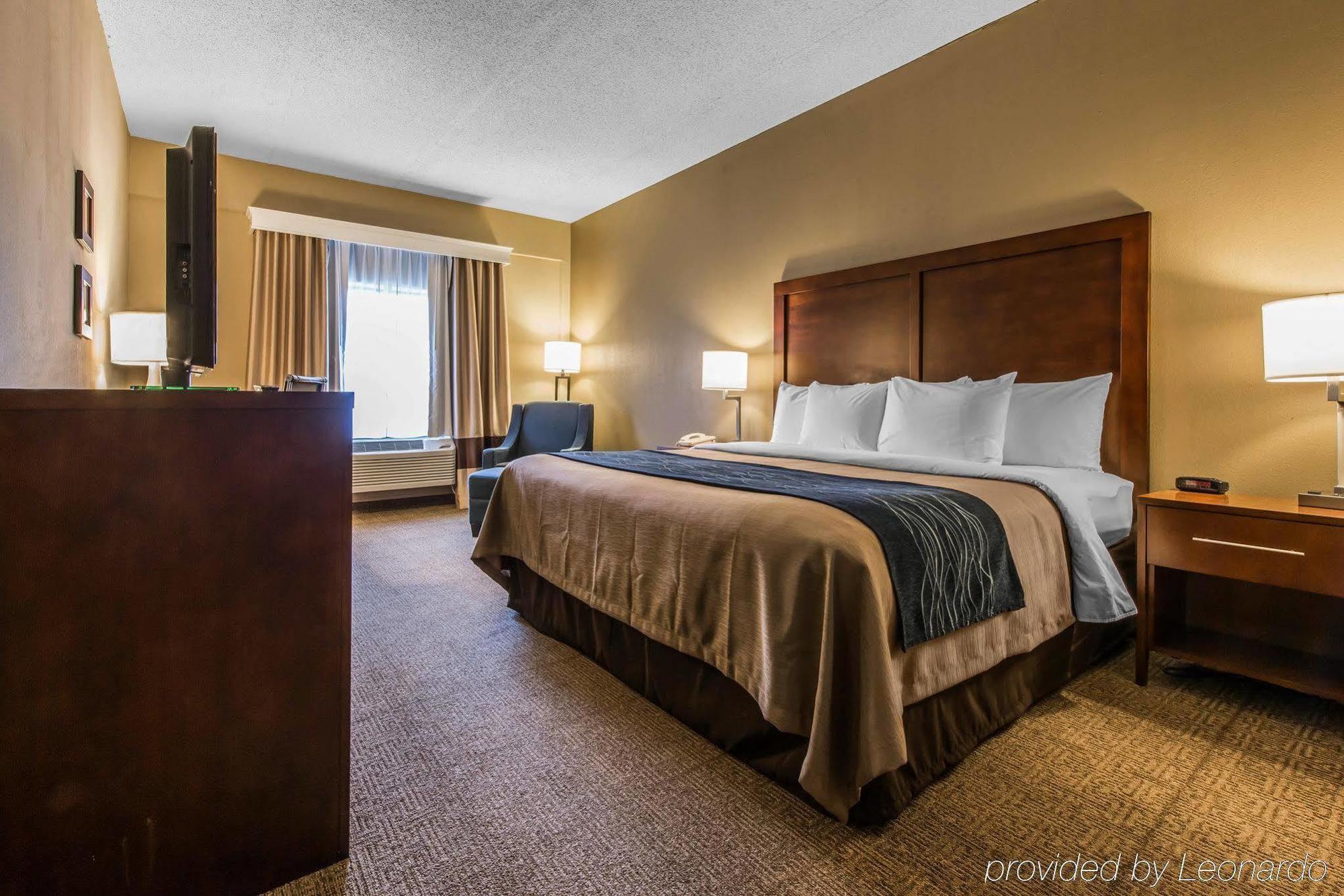 Comfort Inn Aikens Center Martinsburg Exterior photo