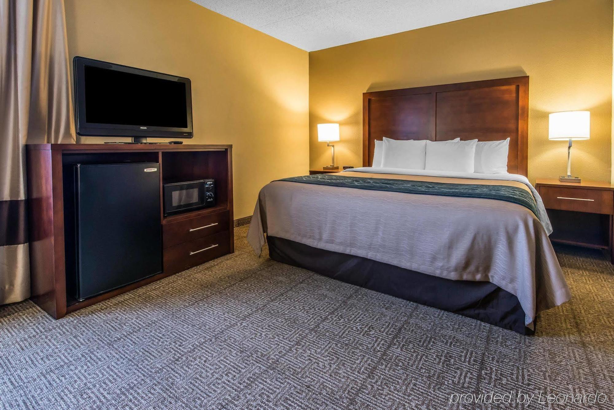 Comfort Inn Aikens Center Martinsburg Exterior photo