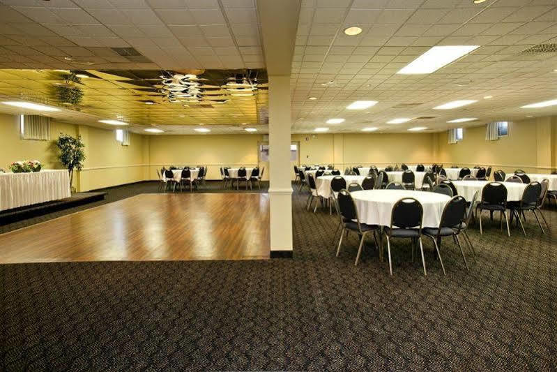 Comfort Inn Aikens Center Martinsburg Exterior photo
